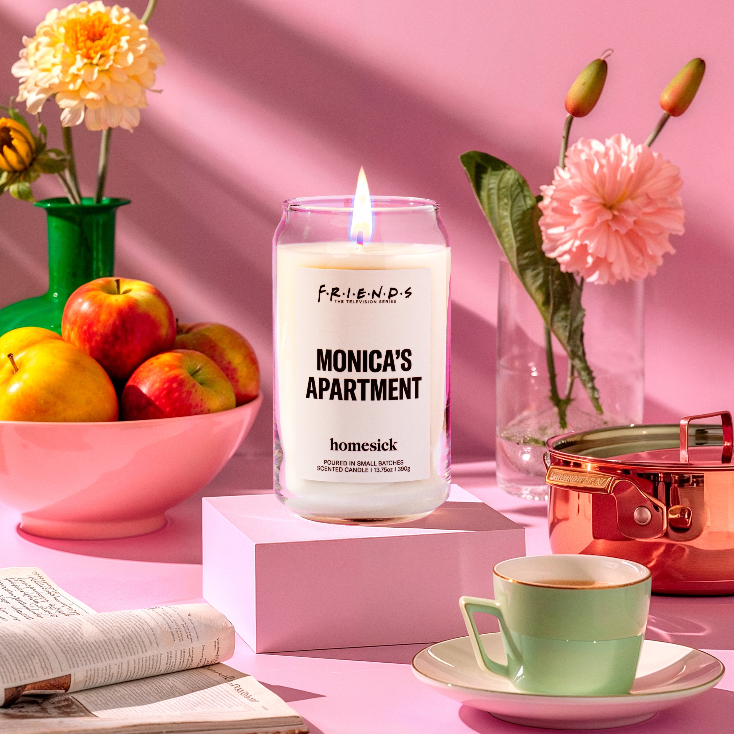 FRIENDS™ Monica's Apartment Candle – Homesick