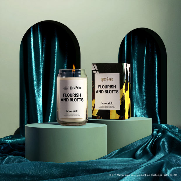 Harry Potter™ Flourish and Blotts Candle