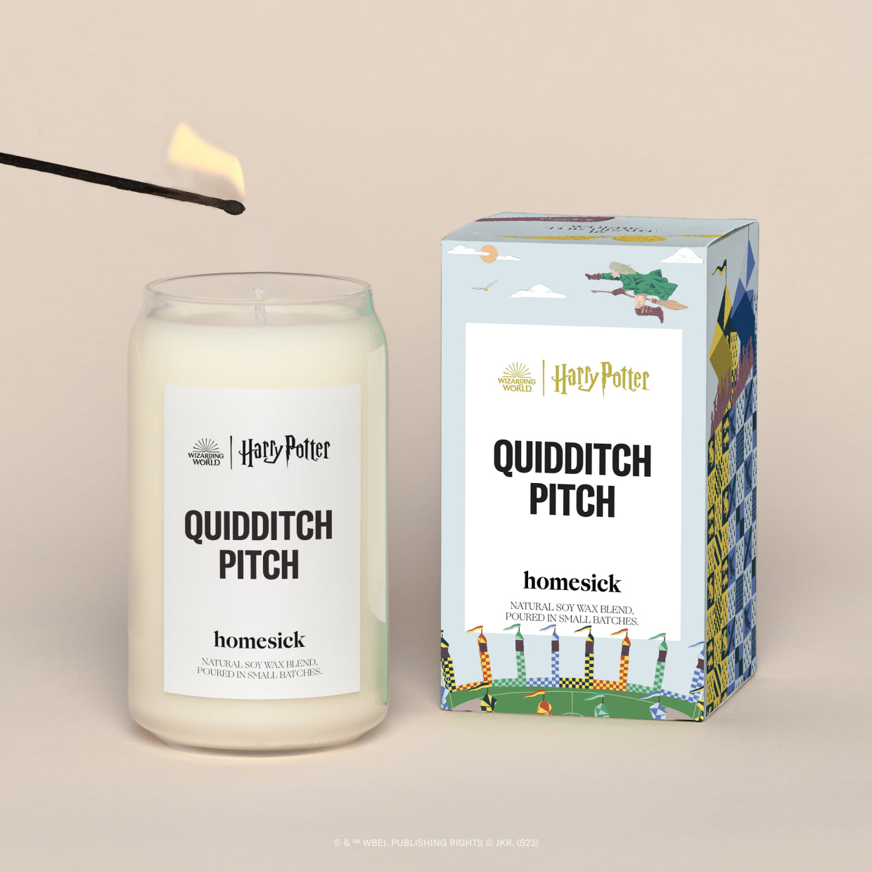Quidditch Pitch Candle - Harry Potter Quidditch Pitch | Homesick